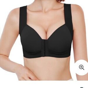 Black Women's Front Closure T-Shirt Bra